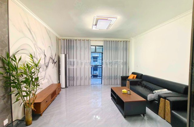 凤岭名园2室2厅87.29㎡95万二手房图片