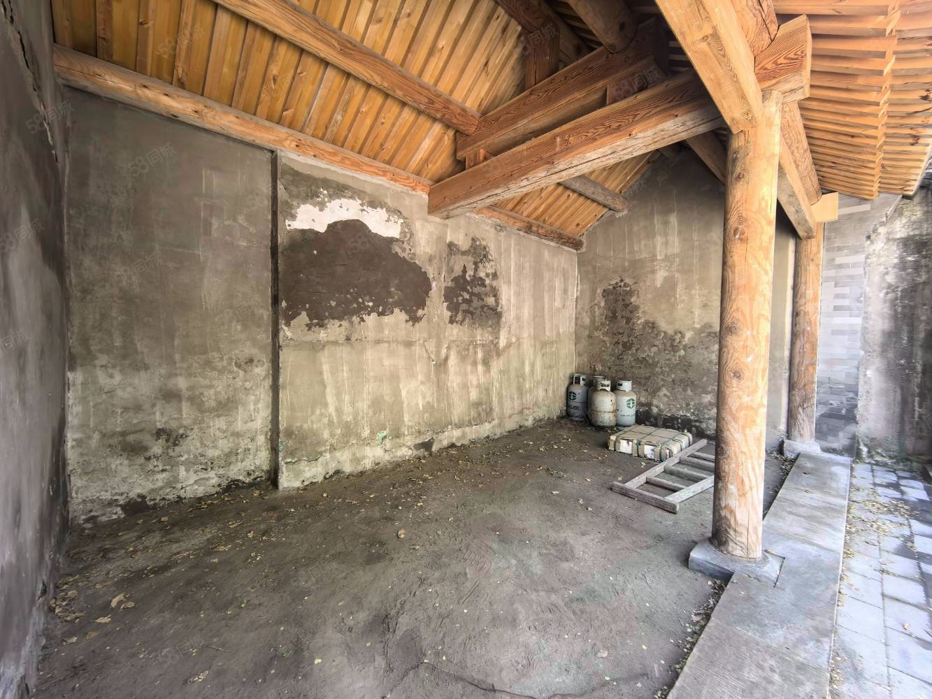 東絳胡同小區(qū)5室0廳0衛(wèi)102㎡南北1200萬