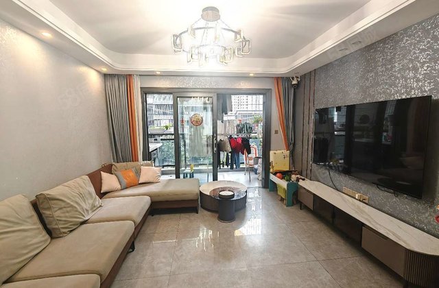 汇龙时代4室2厅145㎡99.8万二手房图片