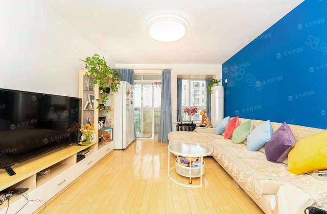 春申府邸3室2厅108.28㎡438万二手房图片