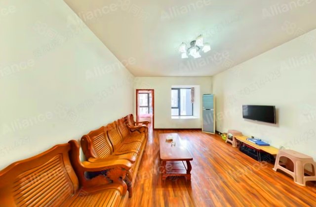 我的大学4室2厅118.33㎡79.8万二手房图片