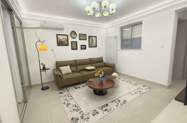 东昌湖边，鼎舜花园孝心一楼，三室精装，随时看房