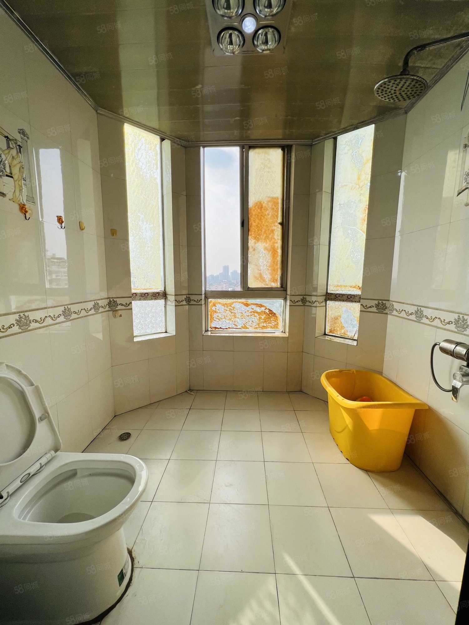 丰水源清华苑6室2厅3卫200㎡南北85万