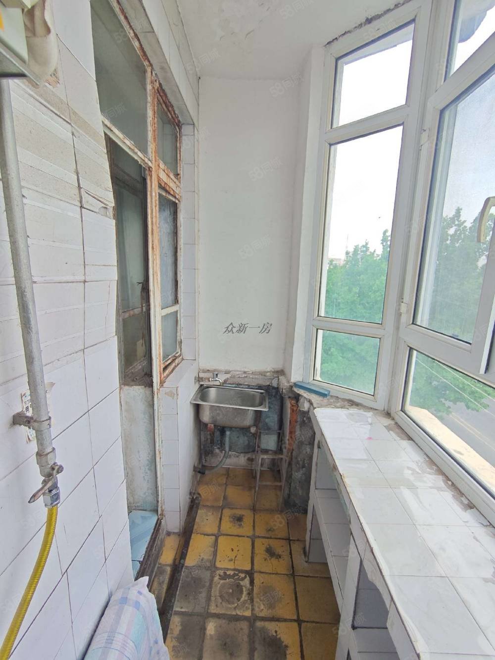 工商局小区2室2厅1卫66㎡南北14万