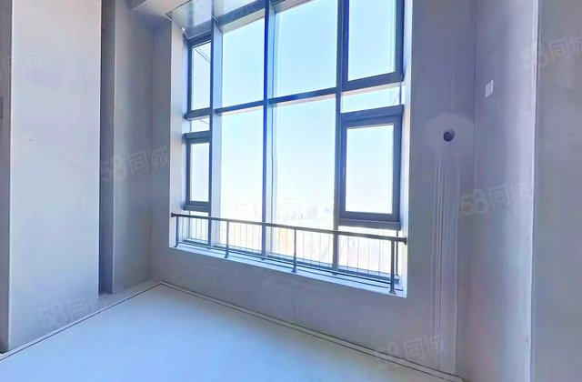 华润中心一期(商住楼)1室1厅69㎡105万二手房图片