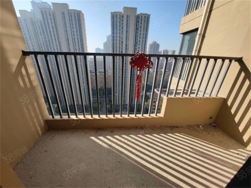 宝通寺双地铁口 毛坯3房 紧邻梦时代 好楼层,时代花园西区