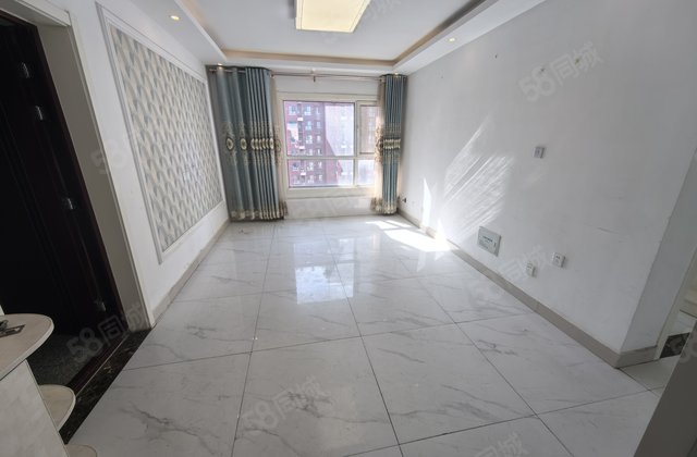 水岸花语19楼 免大税 精装 南北通透 刚需过渡 婚房很合适