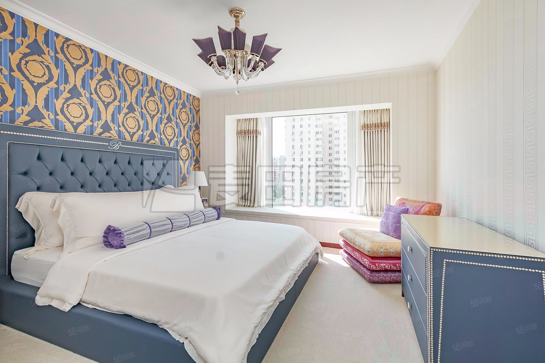 棕櫚泉國際公寓2室2廳1衛(wèi)136㎡東南1249萬