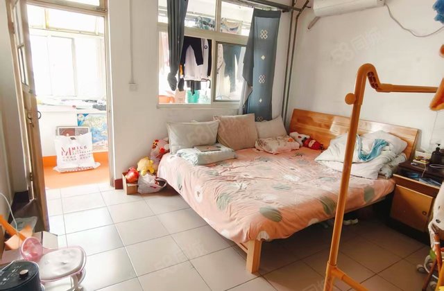 文轩，外国语，聊大，红旗  ，公安局家属院，好楼层，大三室