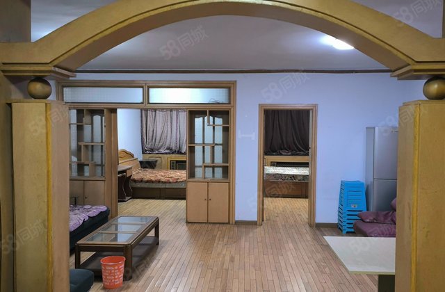 锦江花园一区3室1厅104.38㎡60万二手房图片