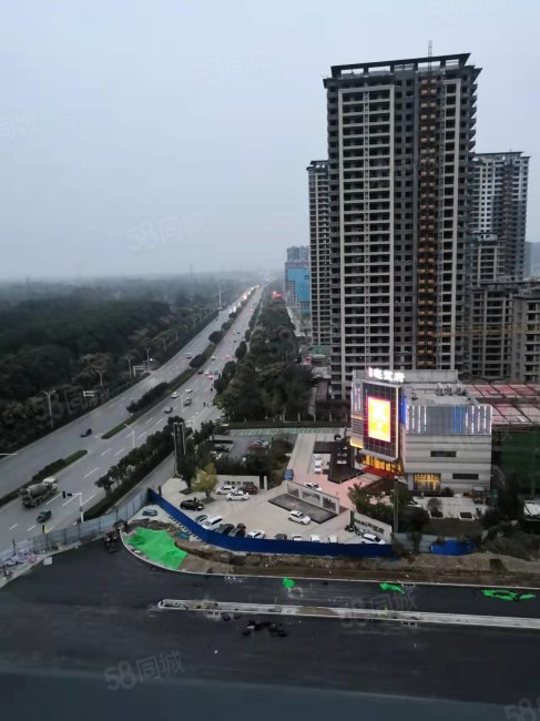 加侨侨城壹号(C区)3室2厅2卫108.51㎡南65万