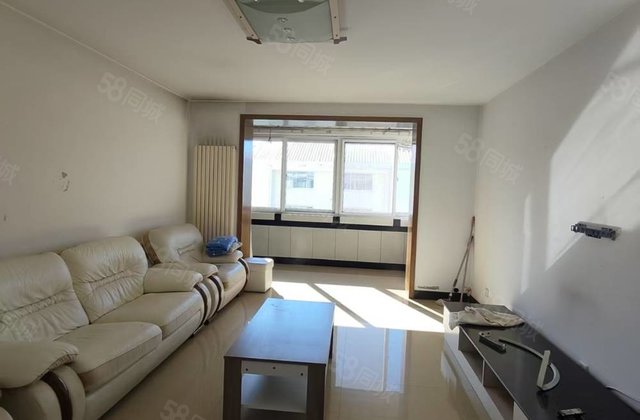 北岭三区馨苑小区3室2厅125㎡53万二手房图片