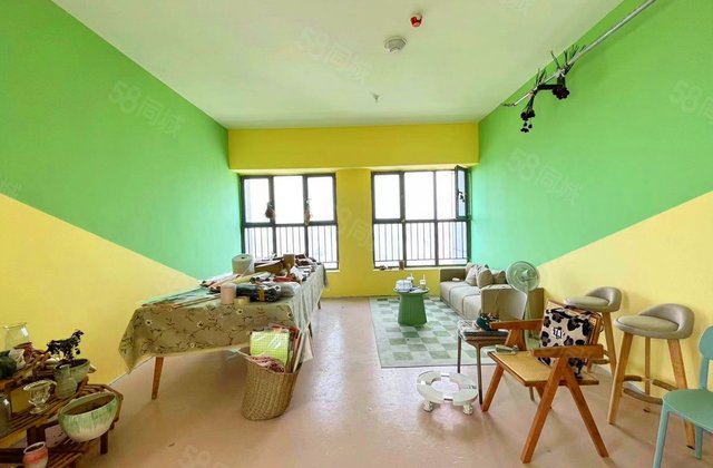 珠江悦湖国际2室2厅77㎡58万二手房图片