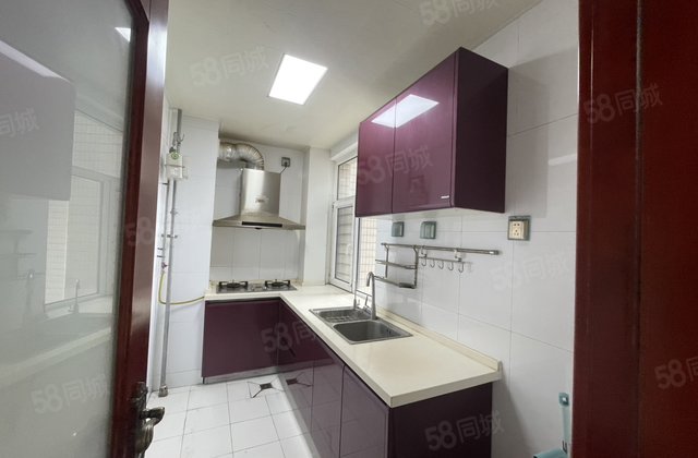 大学城四室，160平119万，免大税送储藏室送车位