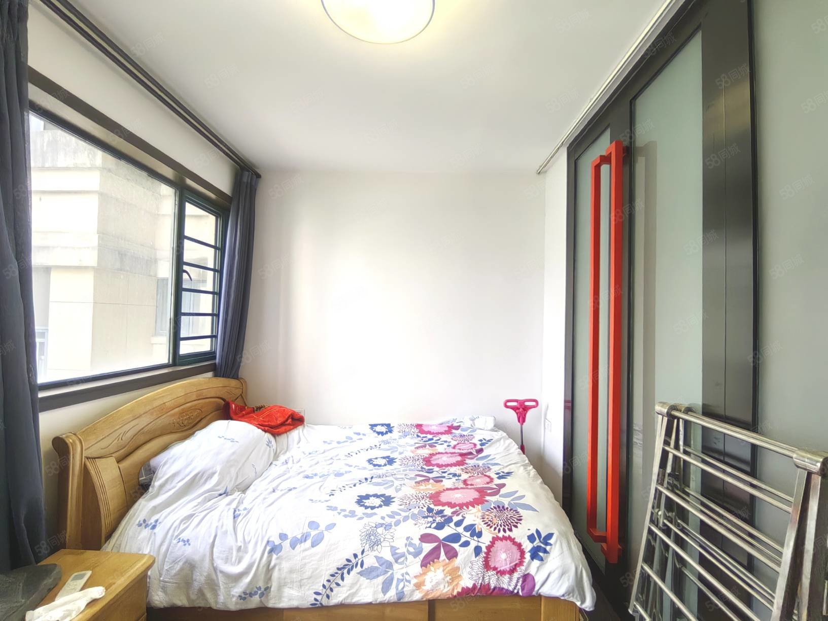 和昌国际城二期3室2厅2卫118㎡南北87万