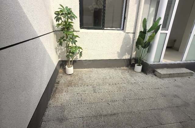 急售！湖北小区！一楼带个大院子！精装修！拎包入住！随时看房！