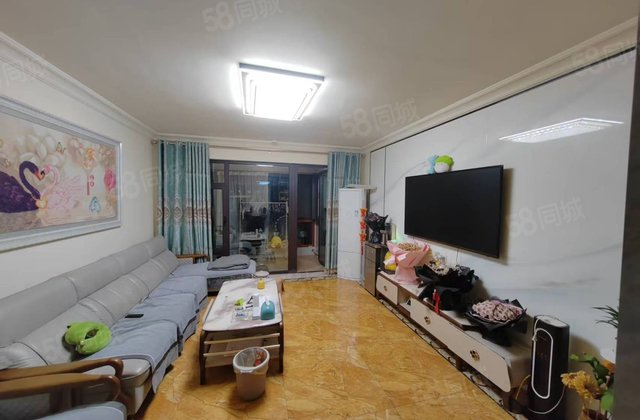 碧桂园翡丽湾西区，143平，送车位，证满两年，155万