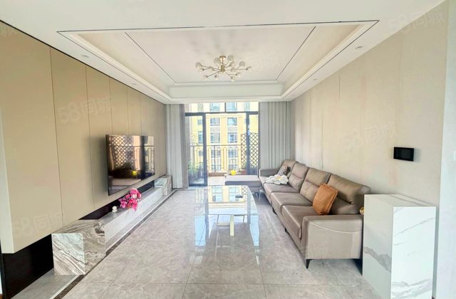 蔚蓝卡地亚云墅4室2厅199.21㎡165万二手房图片