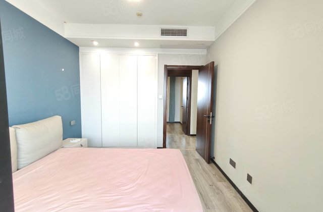 东昌实验国岳府清水湾精装三室两厅送车位储藏室