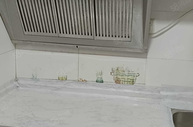 新青年广场1室1厅35㎡38万二手房图片