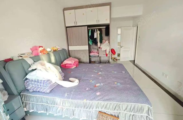 开发区星光清水湾 3室朝阳小高层好楼层 南北通透带车储免大税