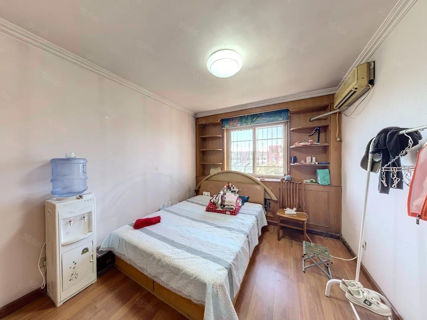 貴園南里(丙區(qū))2室1廳1衛(wèi)90.5㎡南北320萬