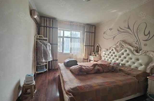 南湖新城商品房小高层低容积好楼层采光好近医院随时可以看房