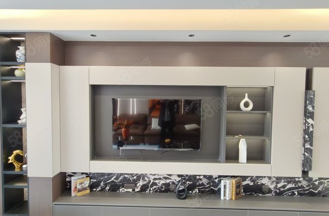 富奥斯坦利小镇3室2厅130㎡78.8万二手房图片