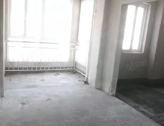 春江花苑3室1厅109㎡21万二手房图片