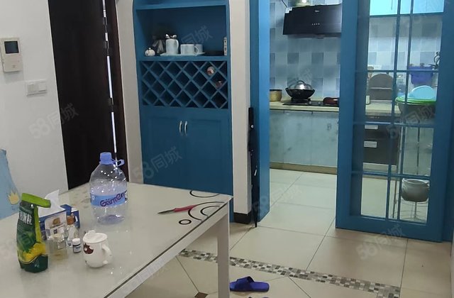 君临荔江3室1厅99㎡46万二手房图片