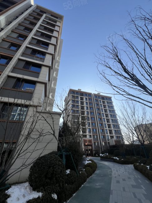 中海學(xué)府里3室2廳1衛(wèi)89㎡南北542萬