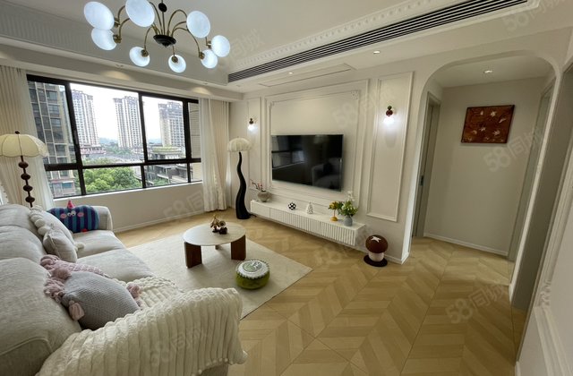 鸿山翡翠城3室2厅96㎡48.8万二手房图片