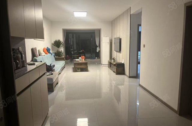 同创中央城3室2厅135㎡88万二手房图片