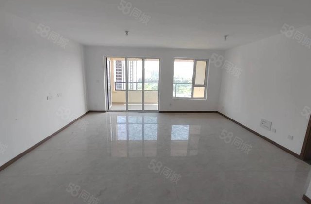 财信水城印象 中间楼层采光好 精装好房 双卫生间