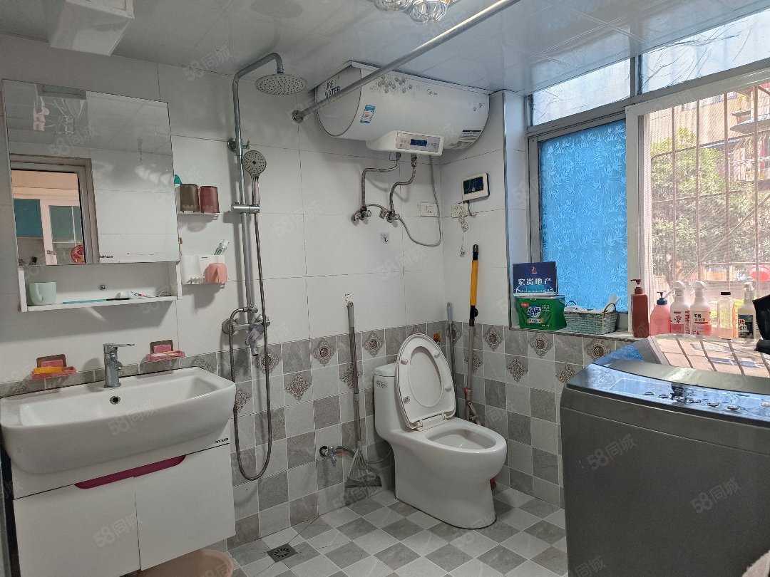 铁兵花园3室2厅1卫95㎡南北48万