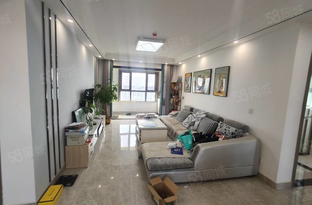 莲湖新城 三叶草 双阳台户型 观河景 带车位