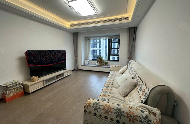 万科蔚蓝城市花园4室2厅111.06㎡275万二手房图片