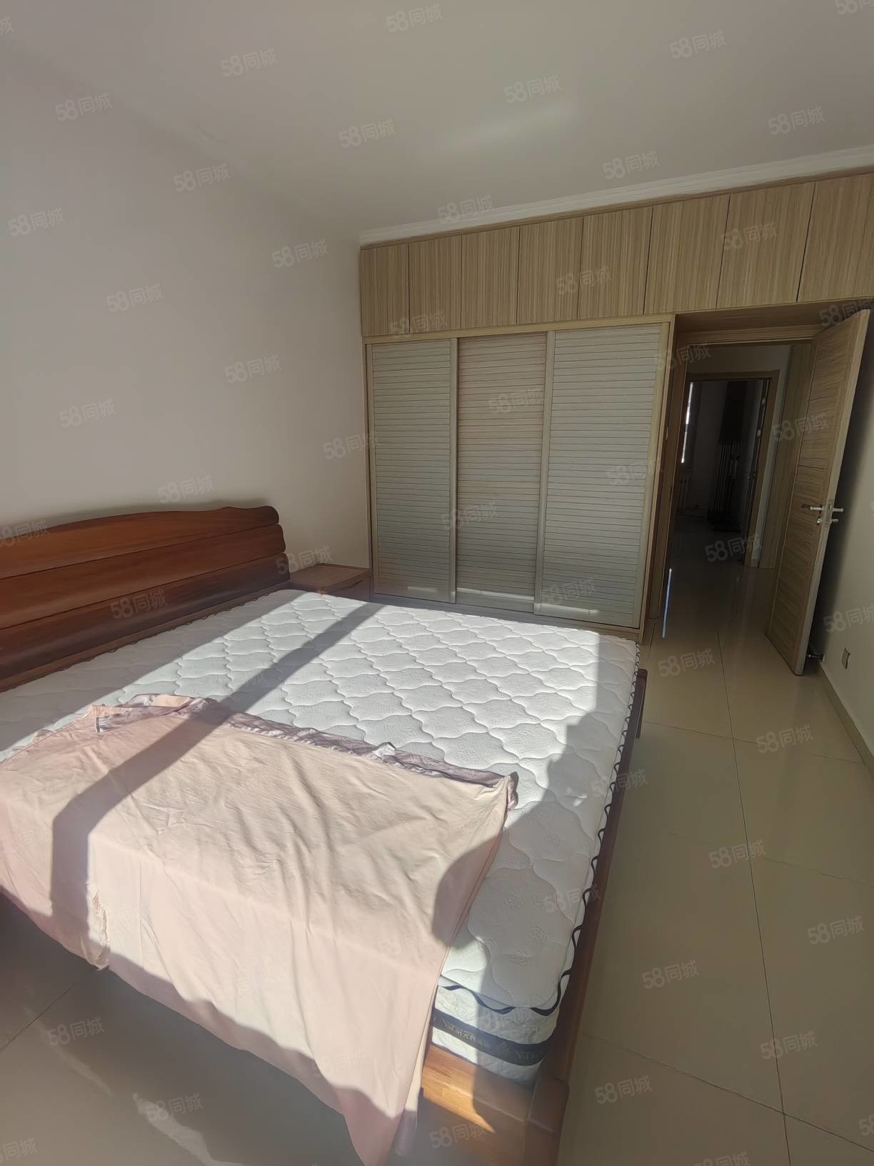 和谐佳园3室2厅2卫140㎡南北68.8万