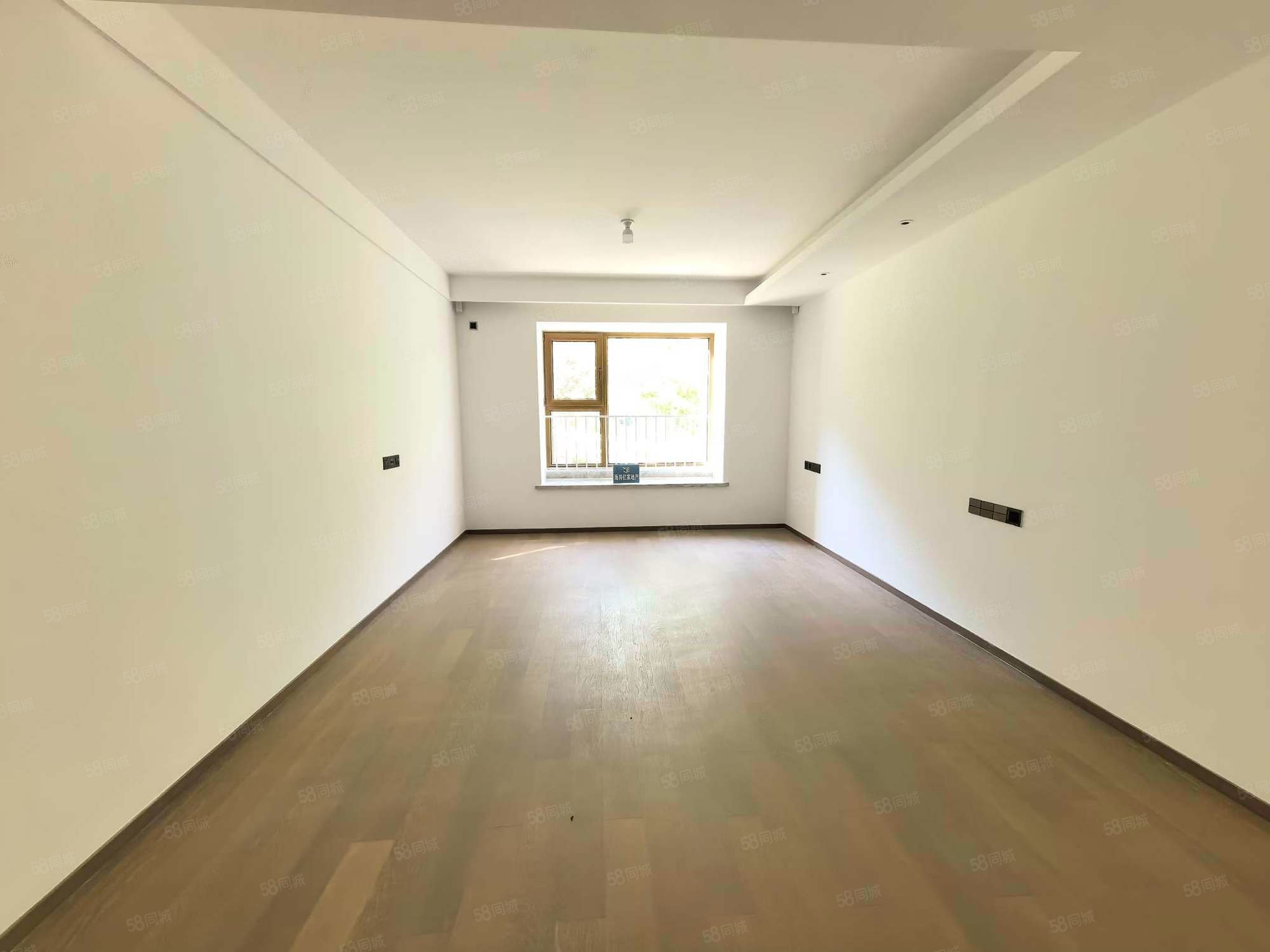 樾熙府(2號(hào)院)4室1廳3衛(wèi)201.98㎡南北620萬(wàn)