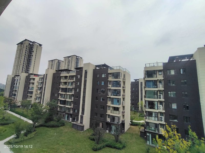 圣桦锦江天玺4室2厅2卫145㎡南北85万