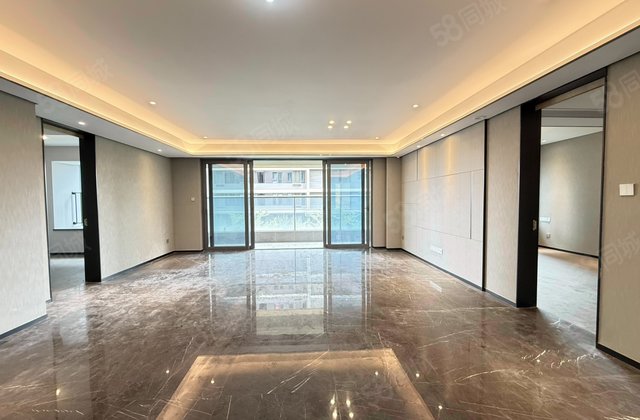春语云树府3室2厅137.41㎡323万二手房图片