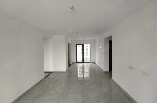 江山印。万达。带车位储藏室。新房未住。婚房的