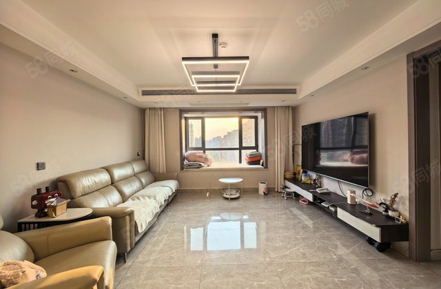徒骇河旁 莲湖新城次新房 好楼层 带车储 房东包大税