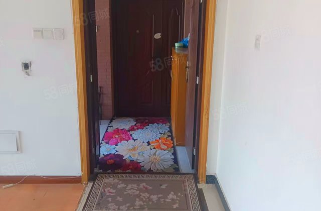 公园里3室2厅138.01㎡140万二手房图片