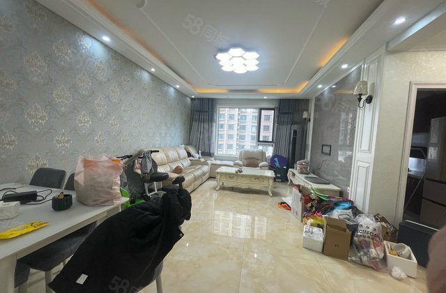 昌润莲城瑞荷园 小三居 商业配套齐全 南北通透 精装好房