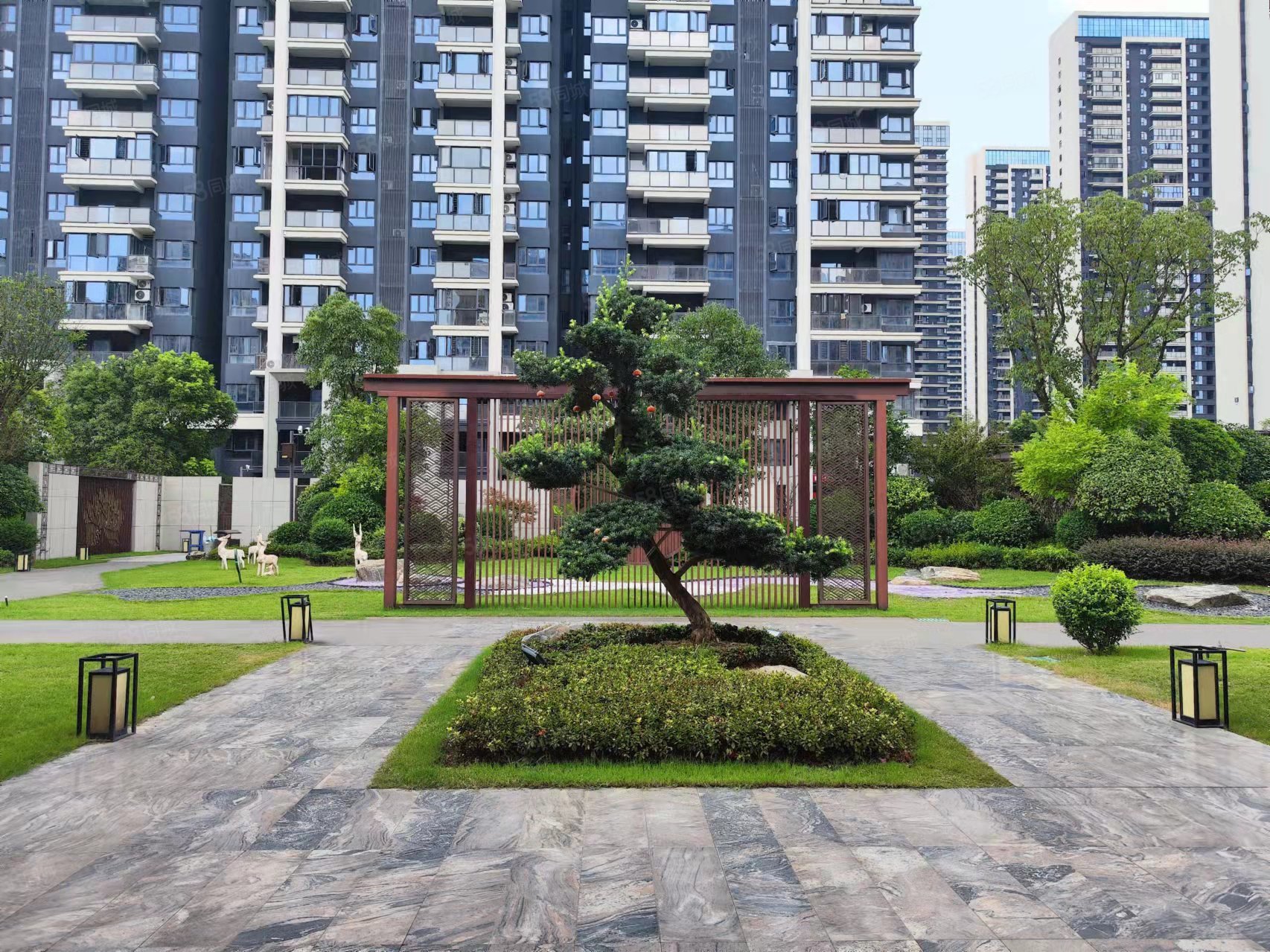 【10图】江城一号 3房2厅2卫 精装修未入住一手上户 业主诚意出售