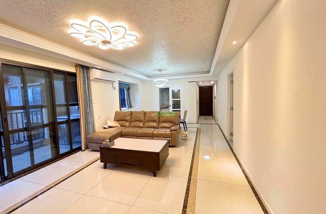 万科中央公园4室2厅120.5㎡220万二手房图片