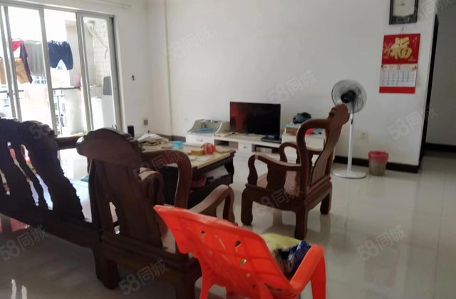 人民路83号小区3室2厅134.26㎡20万二手房图片