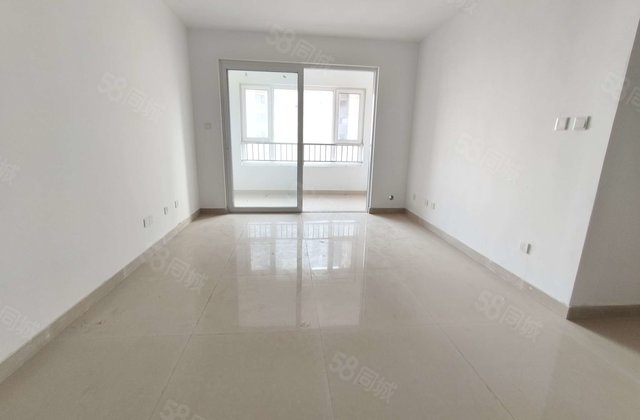 二中文苑南临123平3室2厅2卫新房为住带双车位带储走一手