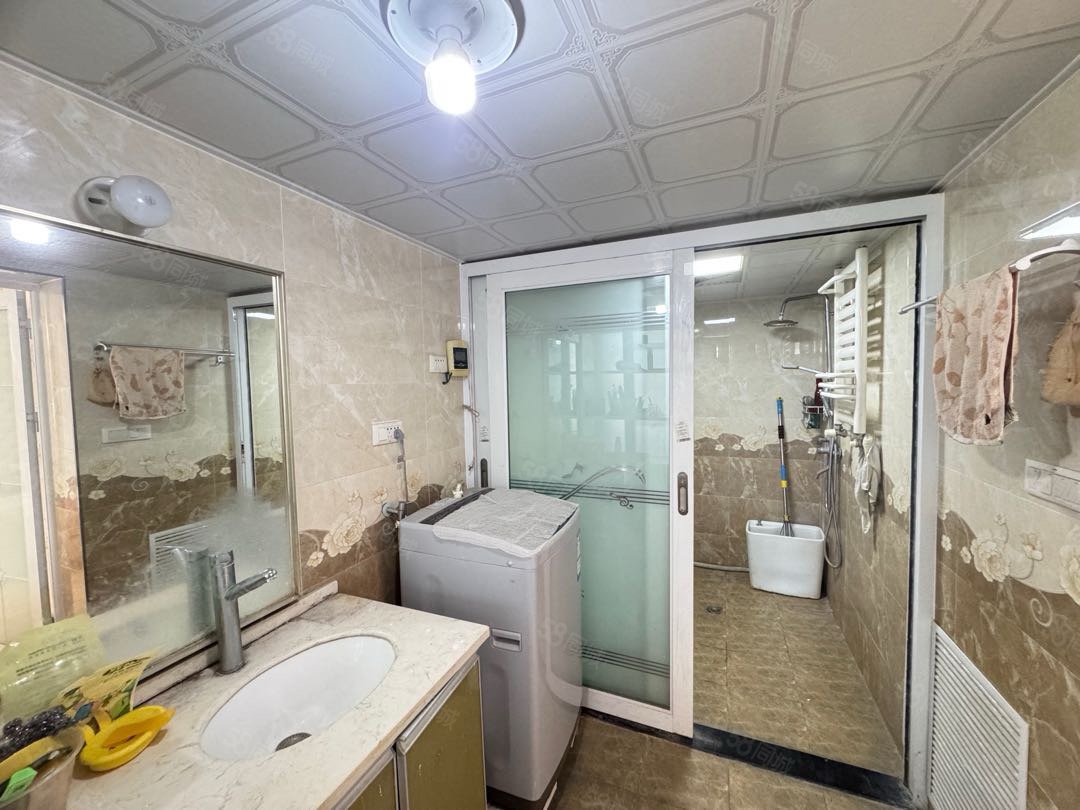 六堰文化宫3室2厅1卫110㎡南北58万